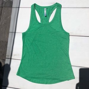 Fabletics, Green workout tank